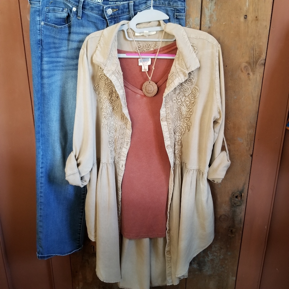 Solitaire western prairie boho gypsy embroidered baby doll blouse